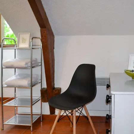 דירה 1 Bedroom Cozy In