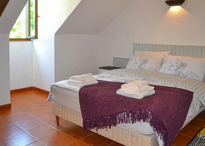 Appartement Gorgeous In With Wifi